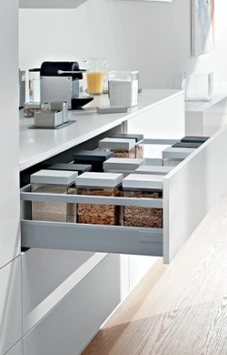 BLUM DRAWER BOX SYSTEM