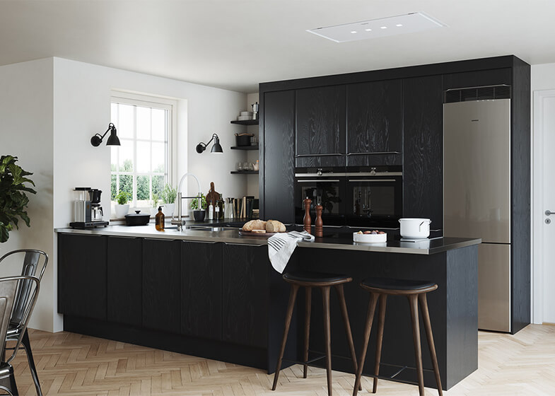 U Shape Black Veneer Kitchen Cabinets with Stainless Steel Countertop