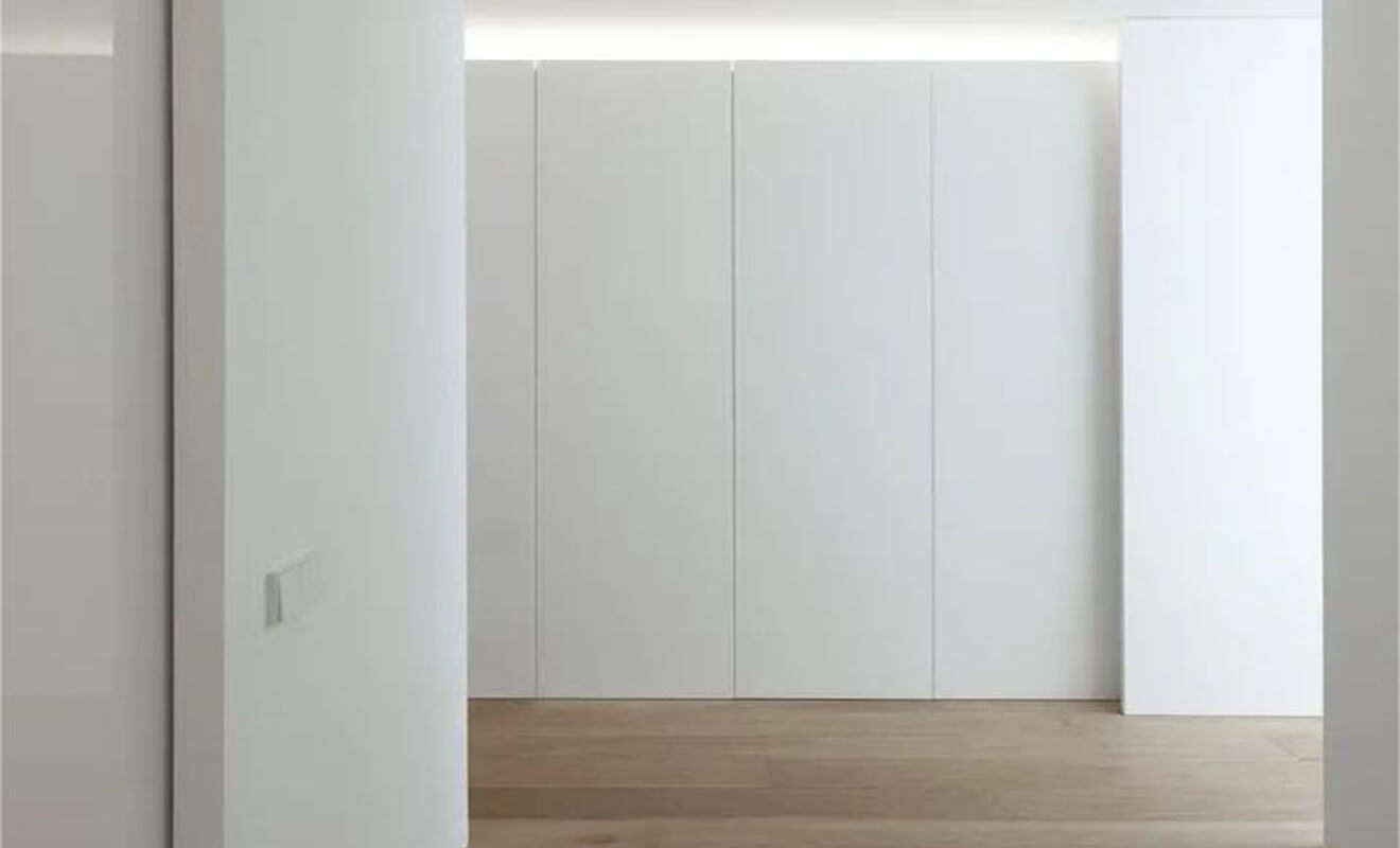 5 Handle Designs to Elevate Your Invisible Door