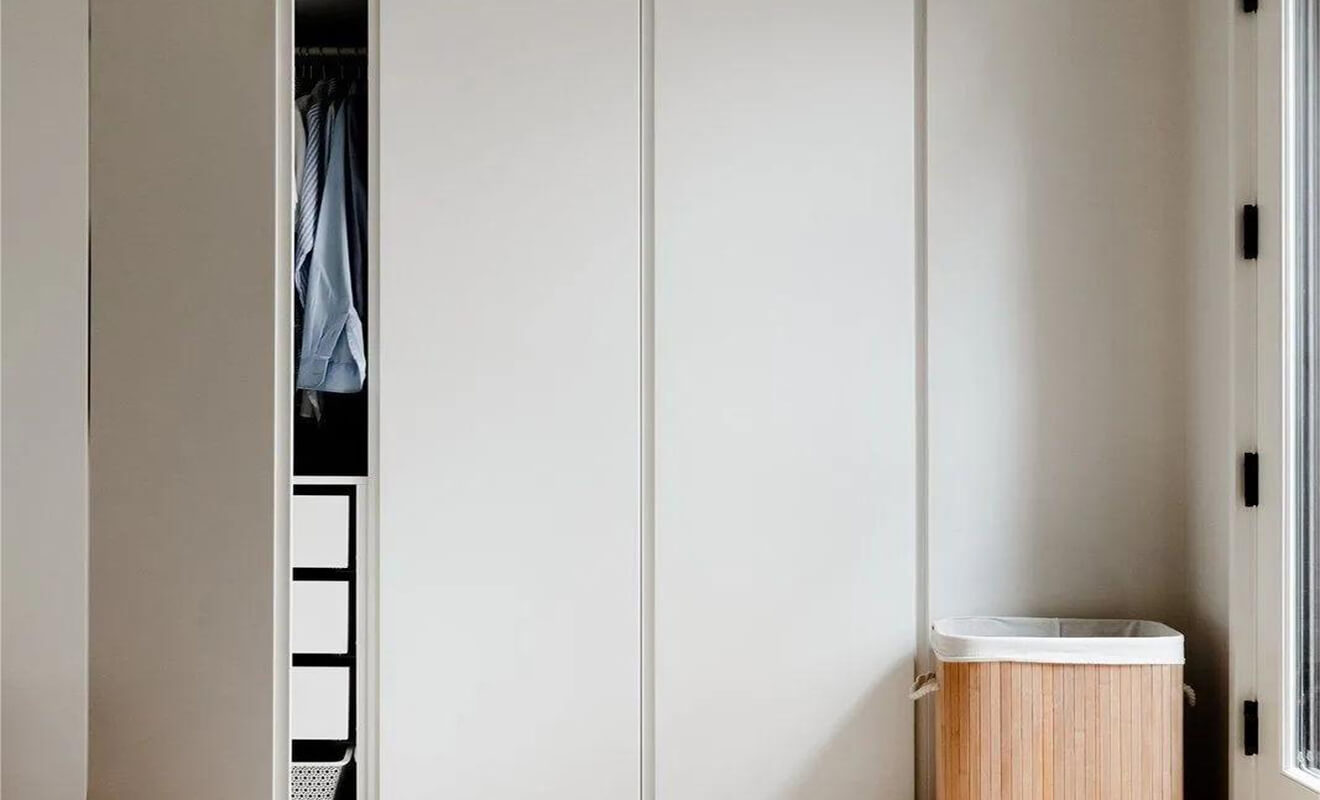5 Handle Designs to Elevate Your Invisible Door