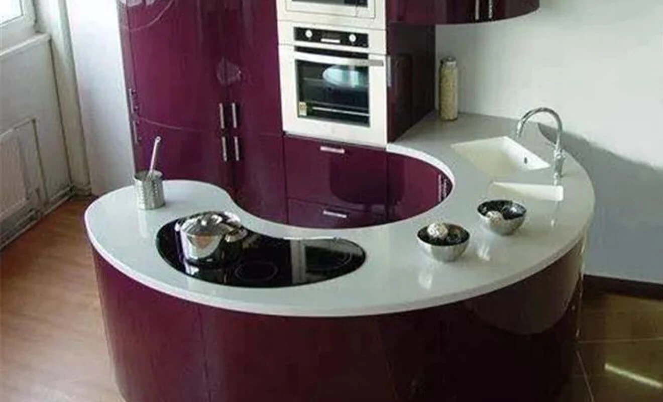 Circular Kitchens