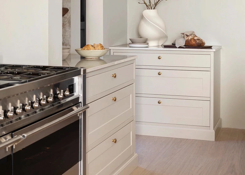 Sharker White Kitchen Cabinet