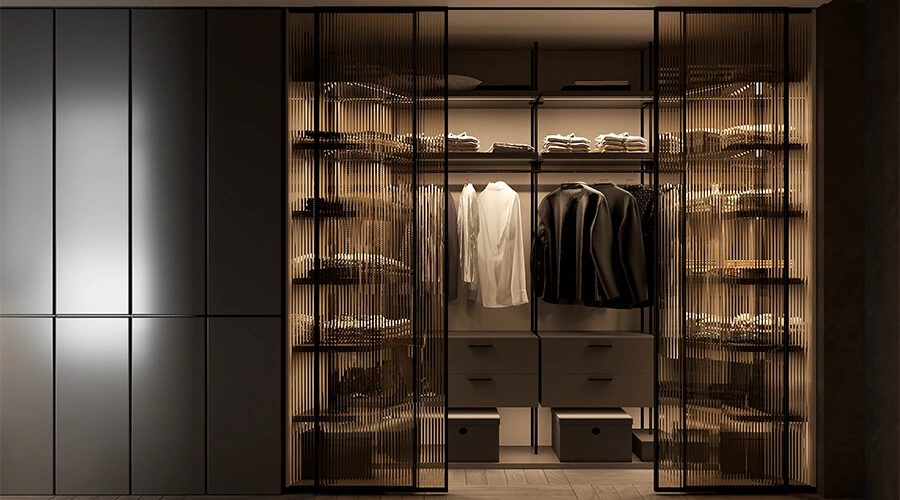 walk in closet