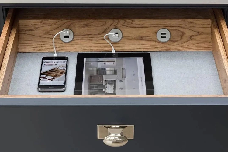 4 Smart Features That Instantly Add Value to Your Kitchen