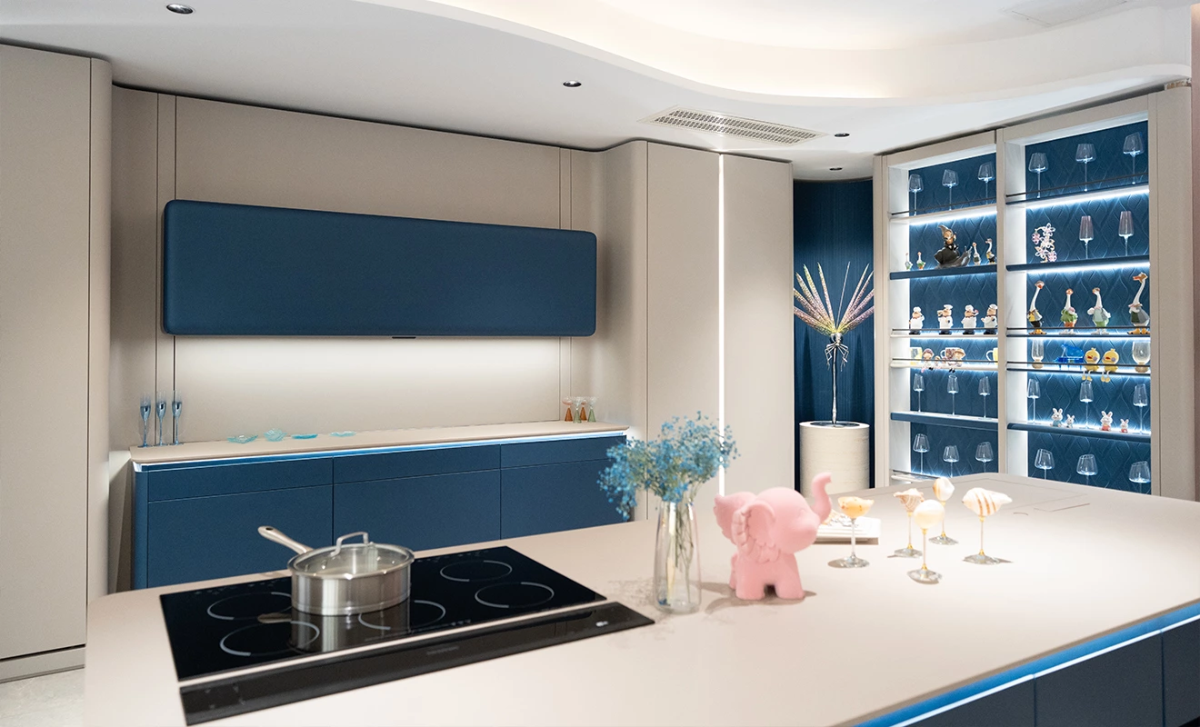 Lacquer vs. PET Kitchen Cabinet Finishes: Which One is Right for You